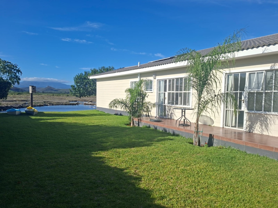 3 Bedroom Property for Sale in Riverside Western Cape
